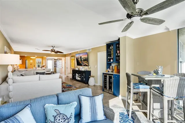 $445,000 | 3180 Northeast 48th Court, Unit 404, Lighthouse Point, FL 33064