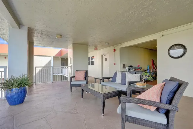 $445,000 | 3180 Northeast 48th Court, Unit 404, Lighthouse Point, FL 33064