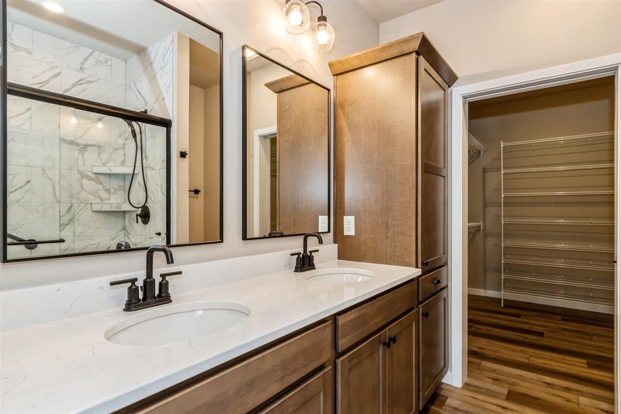 815 High Rdg Trail Solon, IA 52333 - Photo 11 of 33 Gallery Image 11