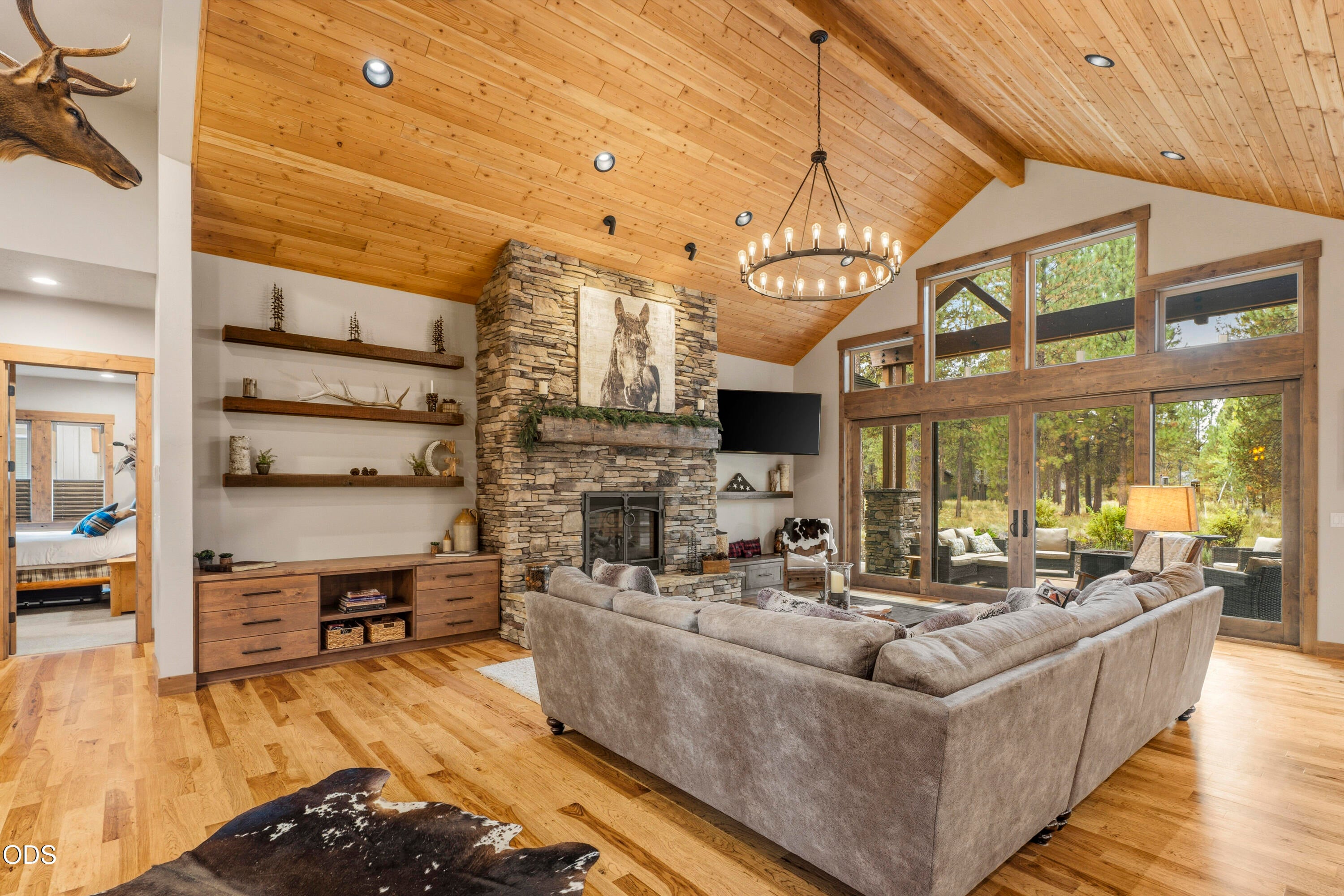 56413 Fireglass Loop, Unit 194 Bend, OR 97707 - Photo 6 of 60 Gallery Image 6