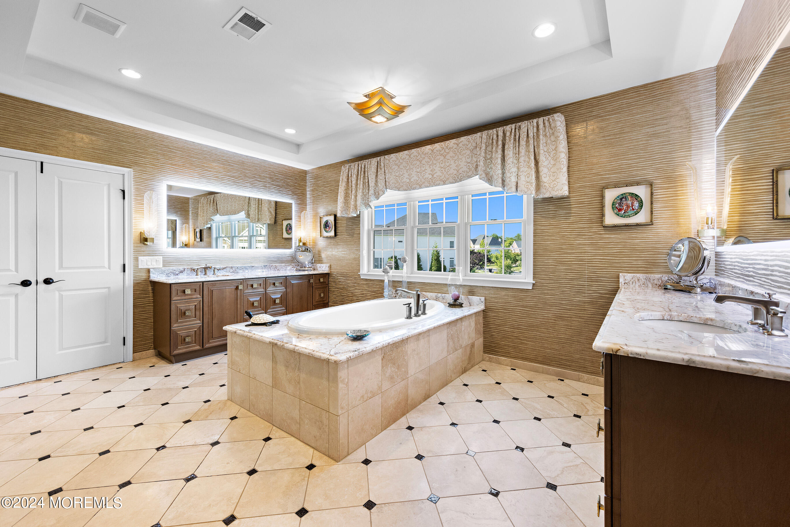 19 Windermere Road Lincroft, NJ 07738 - Photo 32 of 59 19WindermereOnline-53