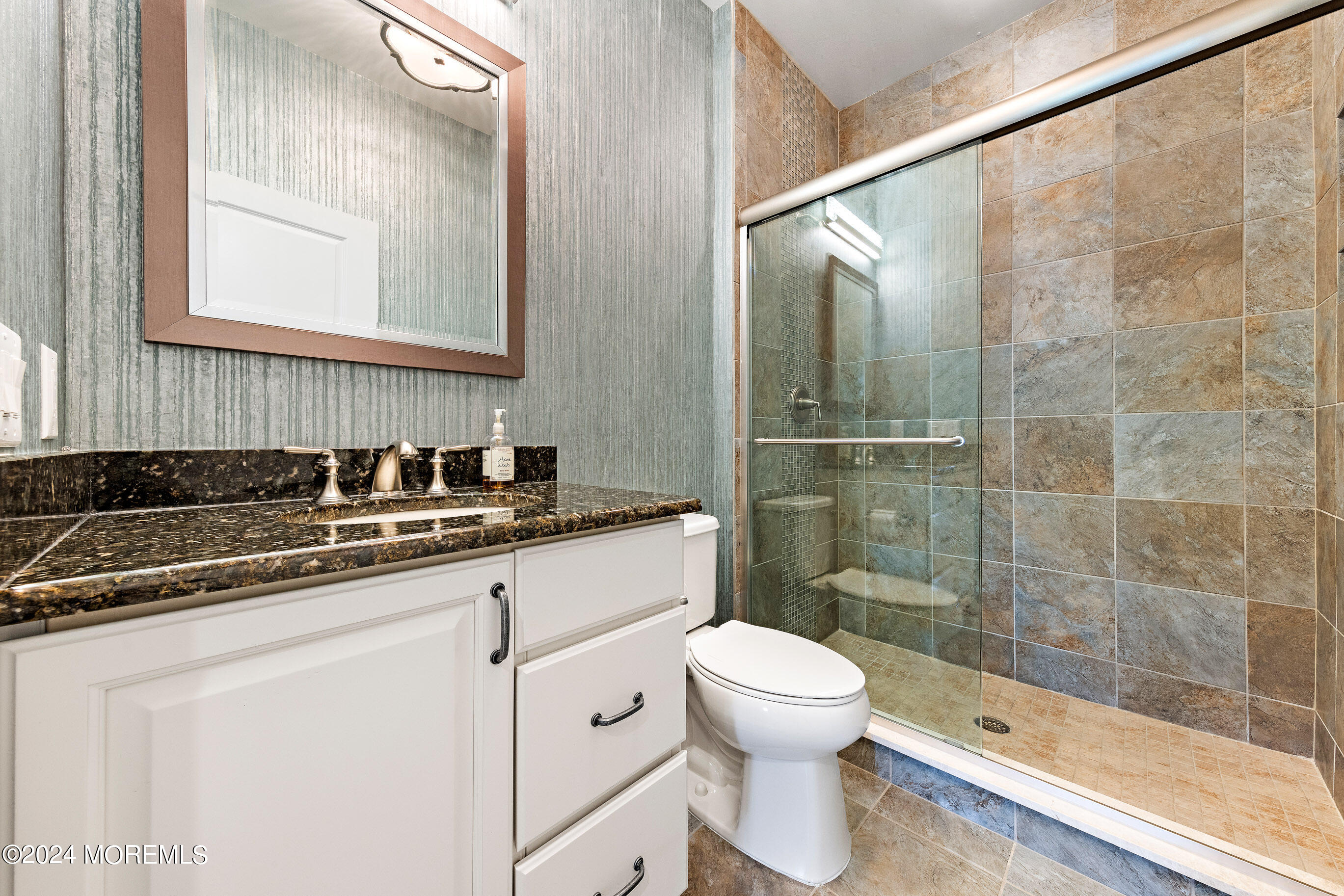 19 Windermere Road Lincroft, NJ 07738 - Photo 38 of 59 19WindermereOnline-59