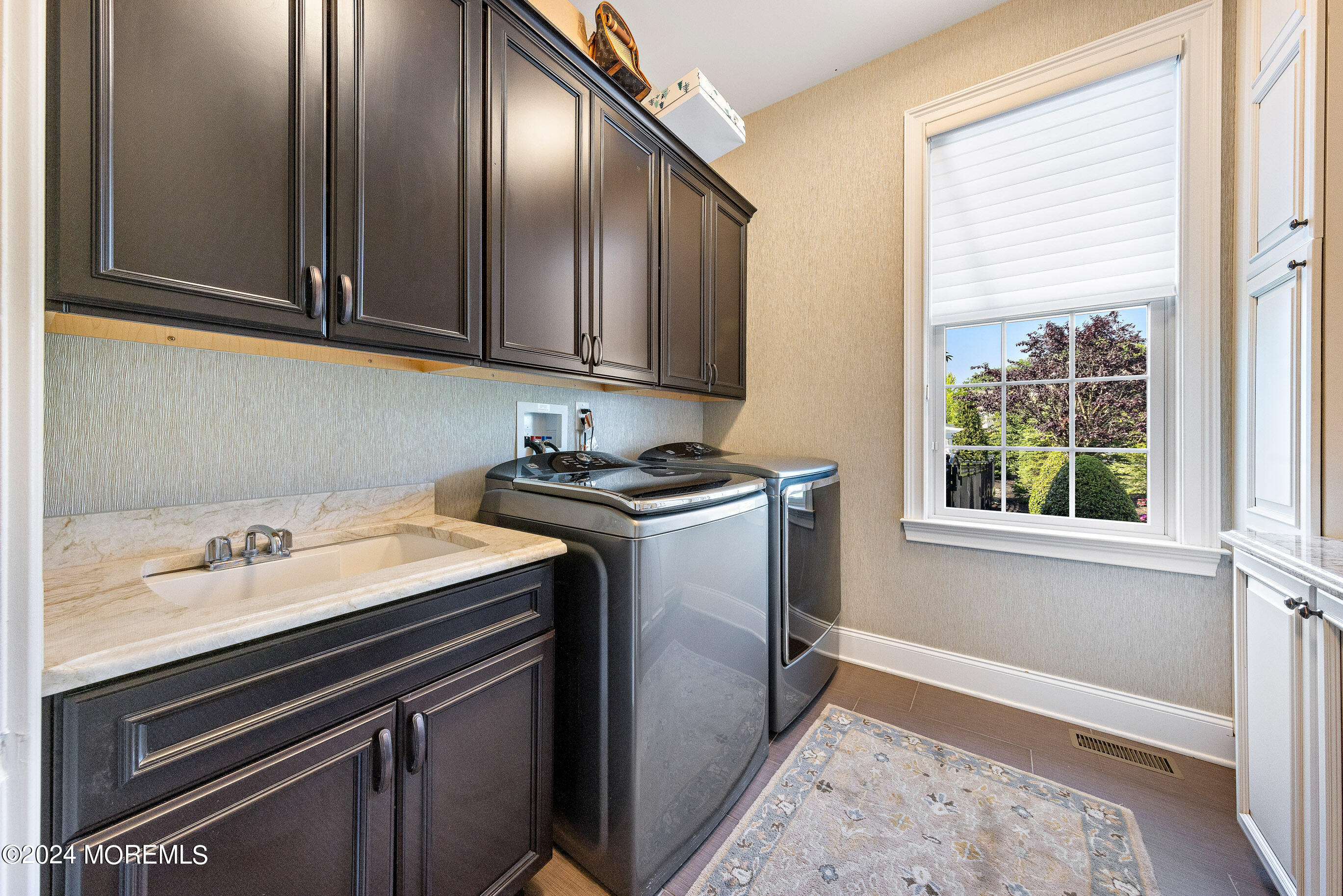 19 Windermere Road Lincroft, NJ 07738 - Photo 46 of 59 19WindermereOnline-72
