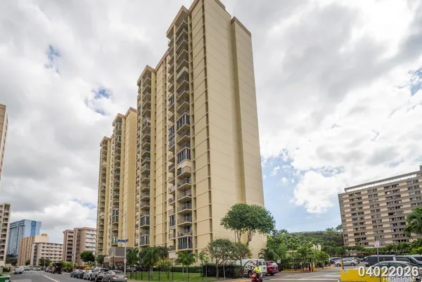 $3,000 | 3161 Ala Ilima Street, Unit 1406, Honolulu, HI 96818