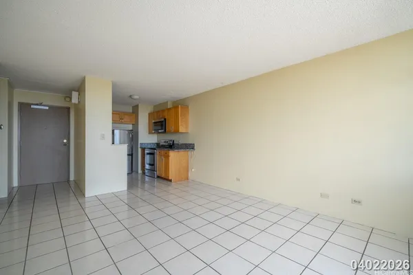 $3,000 | 3161 Ala Ilima Street, Unit 1406, Honolulu, HI 96818