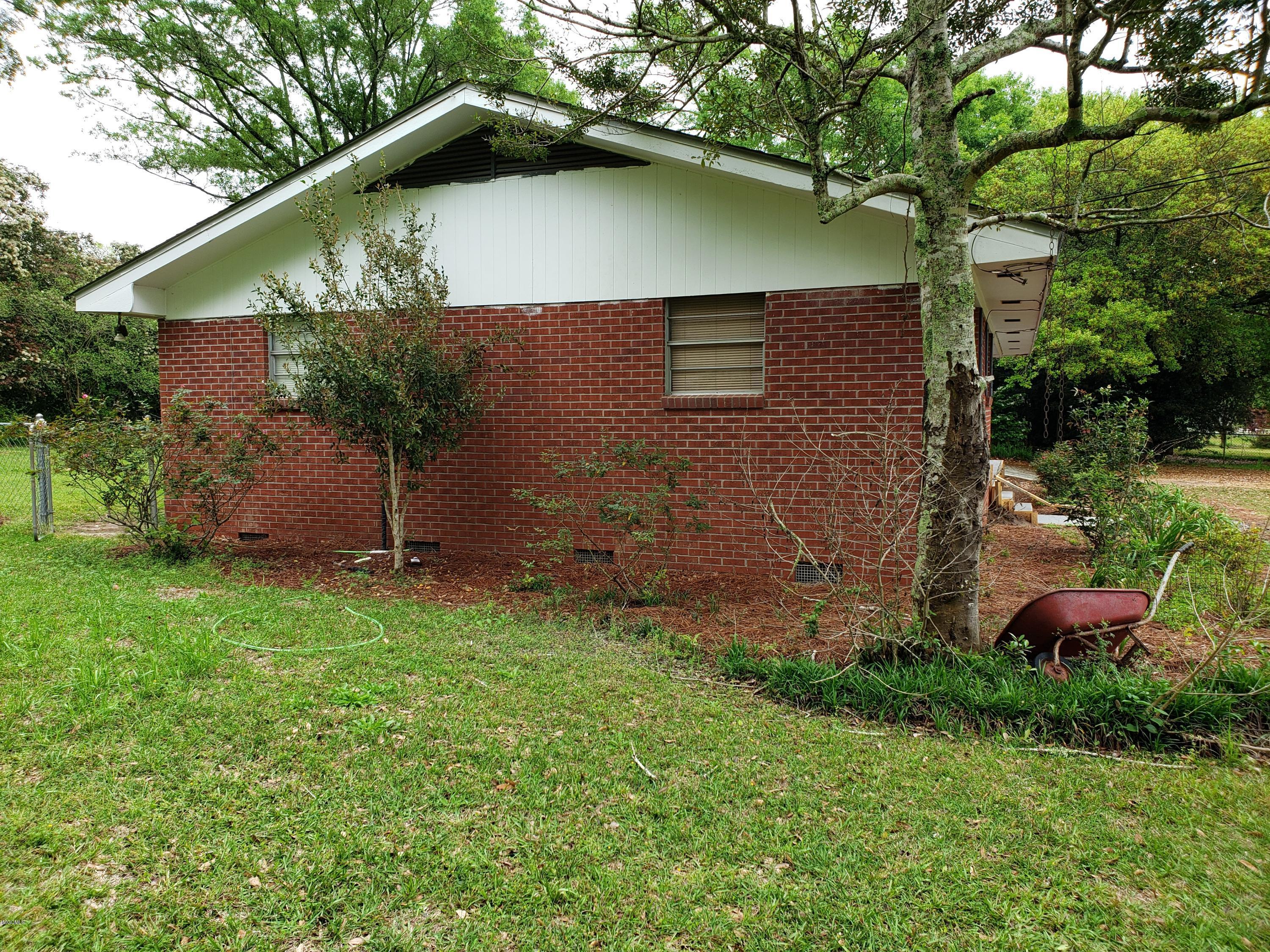 311 Jacobs Road Poplarville, MS 39470 - Photo 5 of 6 20190405_104937