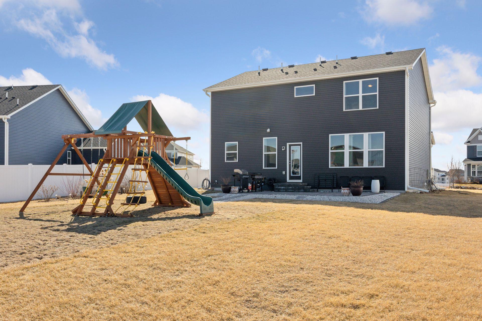 3777 112th Circle Blaine, MN 55449 - Photo 4 of 49