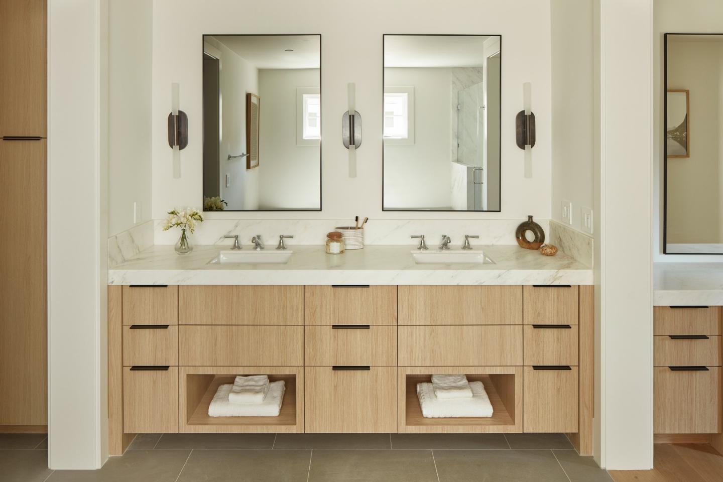 2108 Cully Place San Jose, CA 95124 - Photo 18 of 35 a bathroom with a double vanity sink and mirror