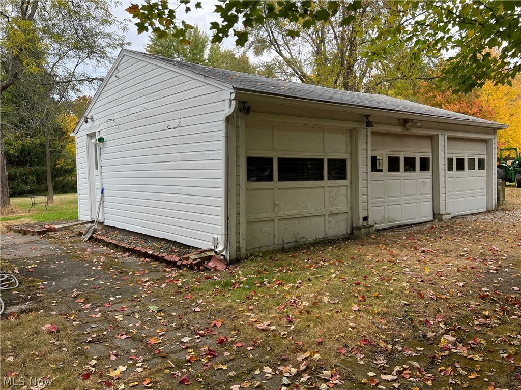 12781 Ravenna Road Chardon, OH 44024 - Photo 28 of 33