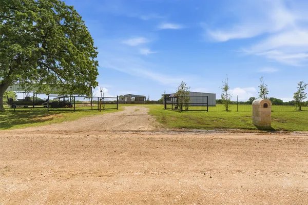 $480,000 | 2352 County Road 239, Cameron, TX 76520