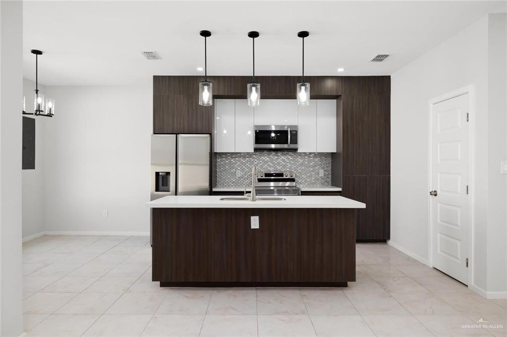 5407 North Crown Point Pharr, TX 78577 - Photo 9 of 17