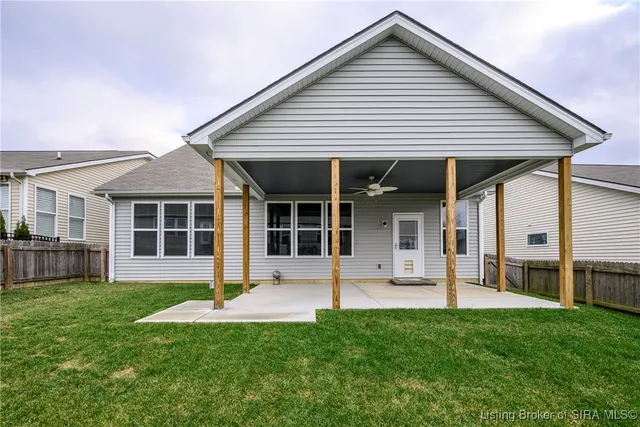 $399,900 | 3703 Creekstone Bluff Boulevard, Lagrange, KY 40031