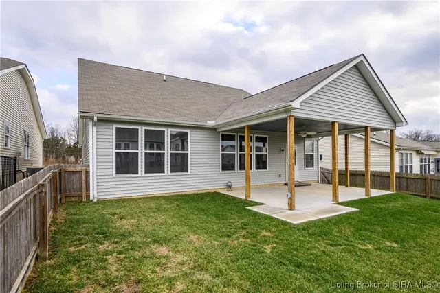 $399,900 | 3703 Creekstone Bluff Boulevard, Lagrange, KY 40031