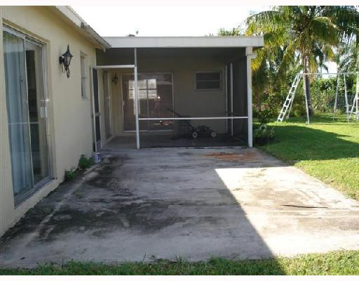 10927 Galahad Street Boca Raton, FL 33428 - Photo 10 of 15 Exterior Front