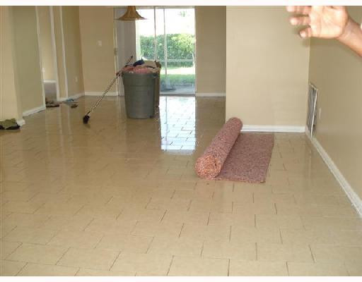 10927 Galahad Street Boca Raton, FL 33428 - Photo 6 of 15 Interior Space/Layout