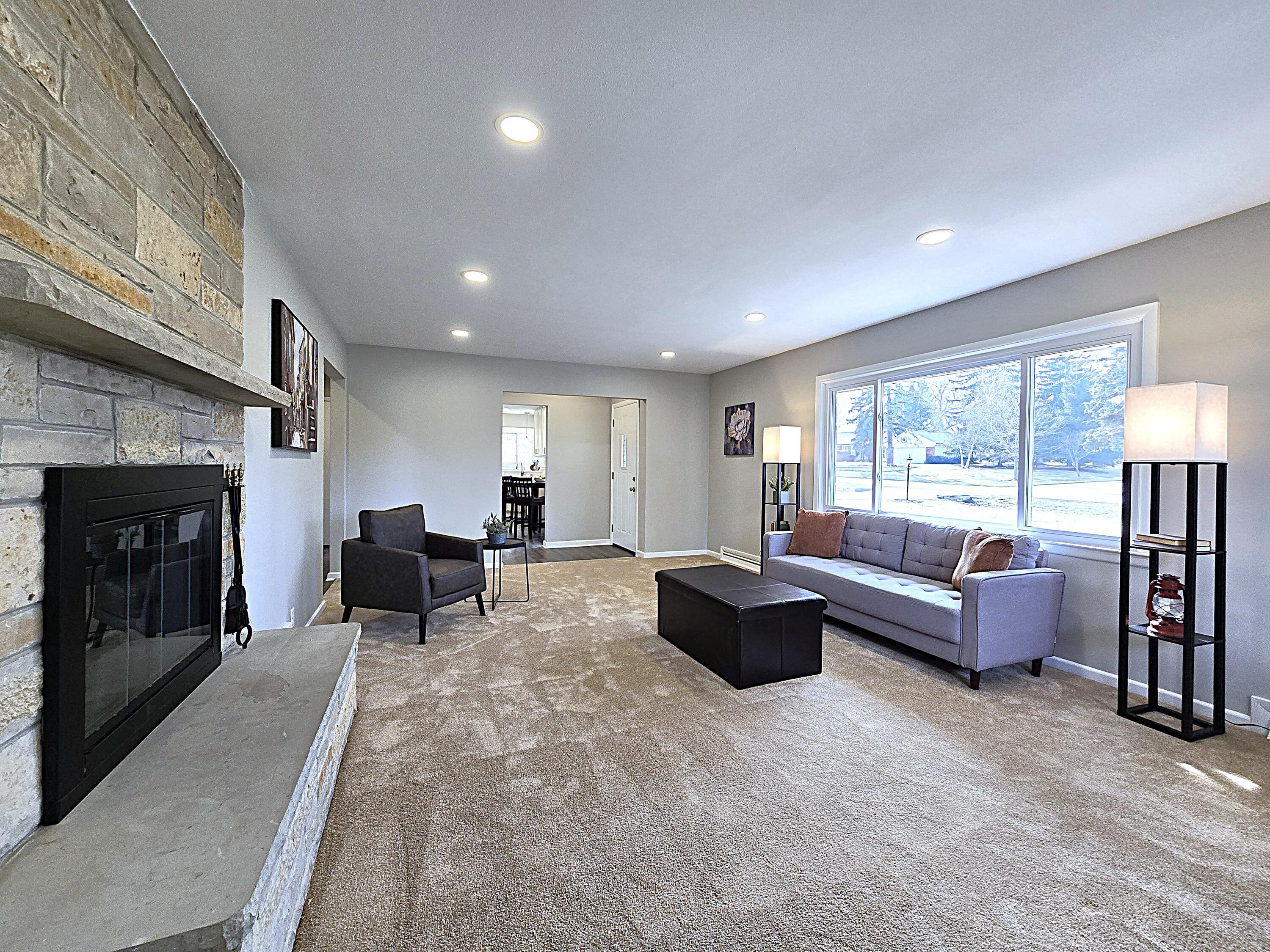 4760 North 159th Street Brookfield, WI 53005 - Photo 15 of 55 Living Room