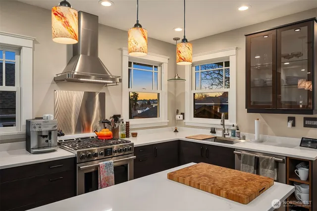 $1,695,000 | 334 Northwest 51st Street, Seattle, WA 98107