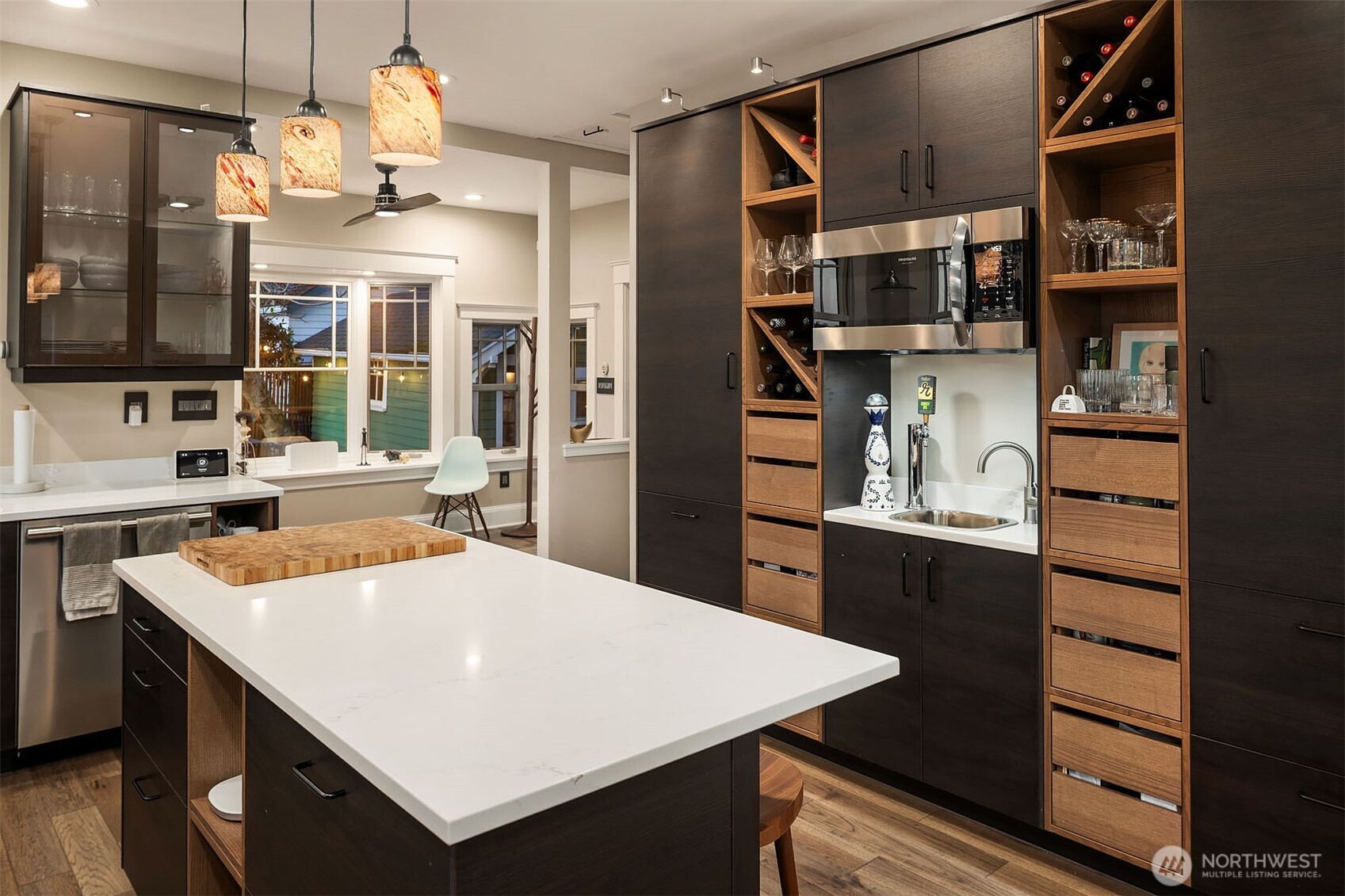 334 Northwest 51st Street Seattle, WA 98107 - Photo 12 of 39