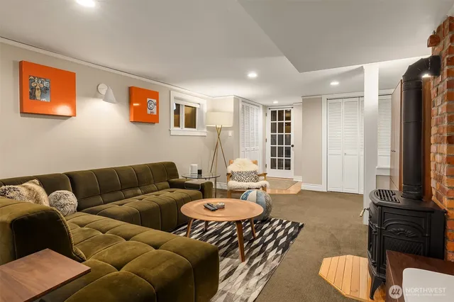 $1,695,000 | 334 Northwest 51st Street, Seattle, WA 98107