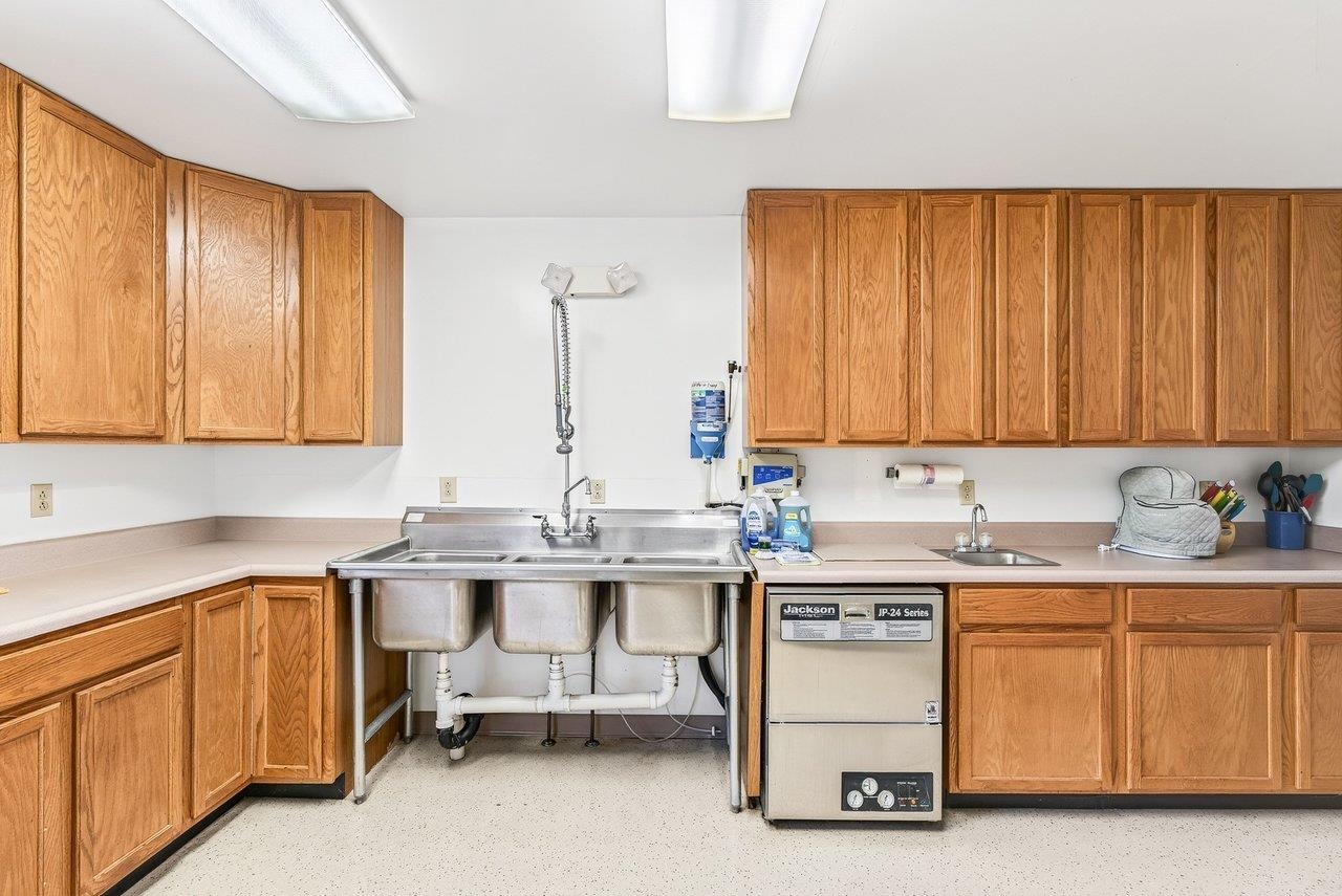 204 Gambill Road Franklin, WV 26807 - Photo 8 of 75