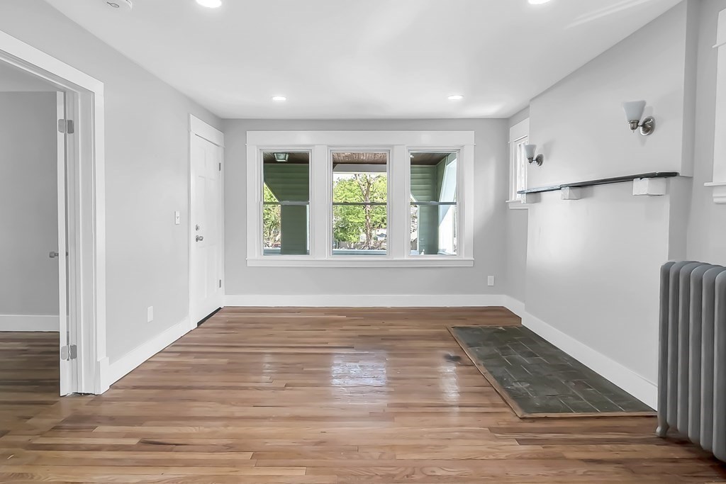 82-84 Clifton Avenue Springfield, MA 01105 - Photo 25 of 36 Gallery Image 25