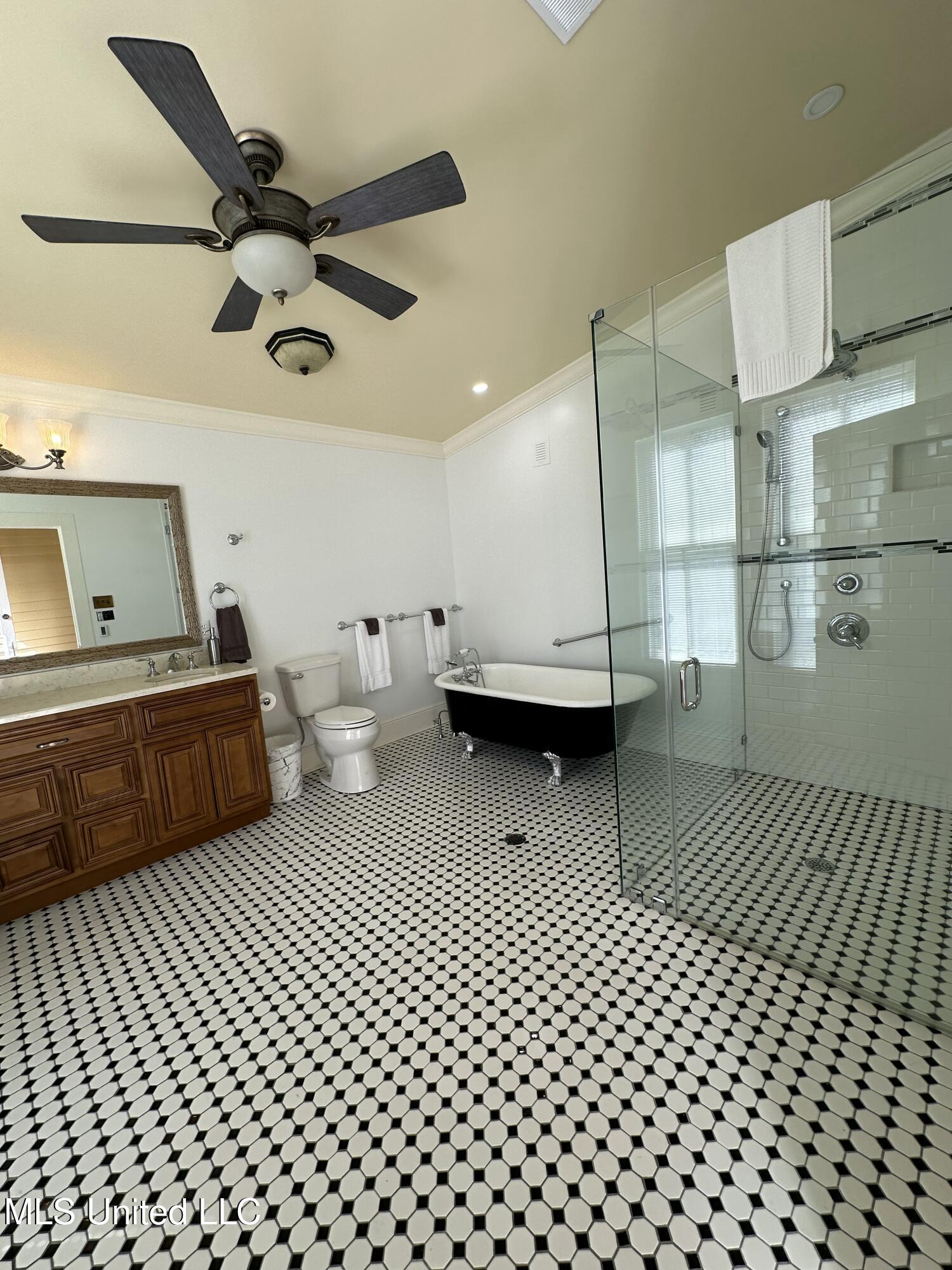 707 North Union Street Natchez, MS 39120 - Photo 36 of 42 IMG_2135