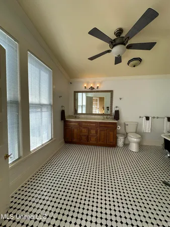 $448,500 | 707 North Union Street, Natchez, MS 39120