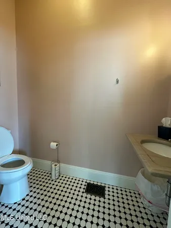 $448,500 | 707 North Union Street, Natchez, MS 39120