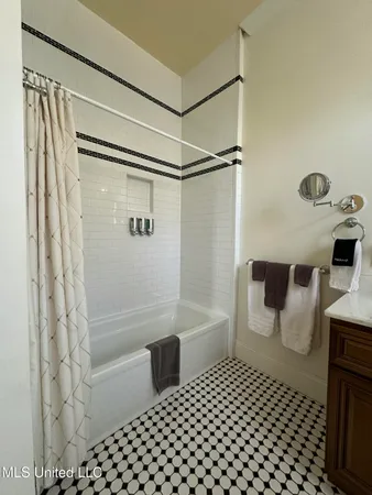 $448,500 | 707 North Union Street, Natchez, MS 39120