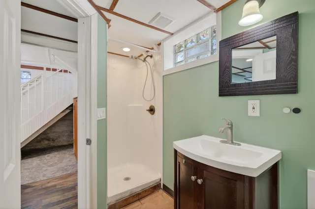 $335,000 | 1935 Fremont Avenue East, St. Paul, MN 55119