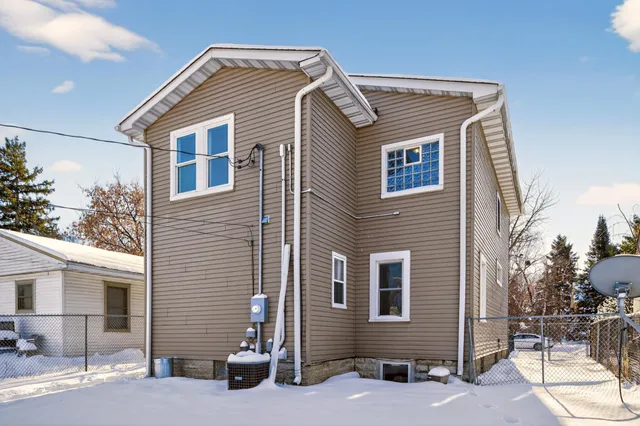 $335,000 | 1935 Fremont Avenue East, St. Paul, MN 55119