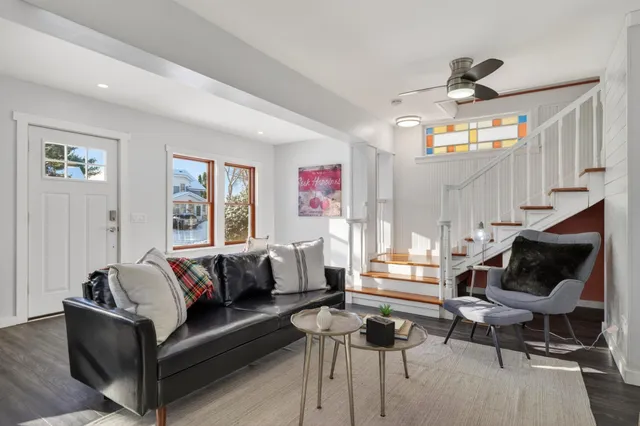 $335,000 | 1935 Fremont Avenue East, St. Paul, MN 55119