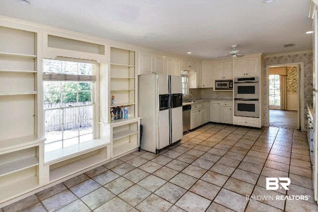 4204 Rochester Road Mobile, AL 36608 - Photo 3 of 24