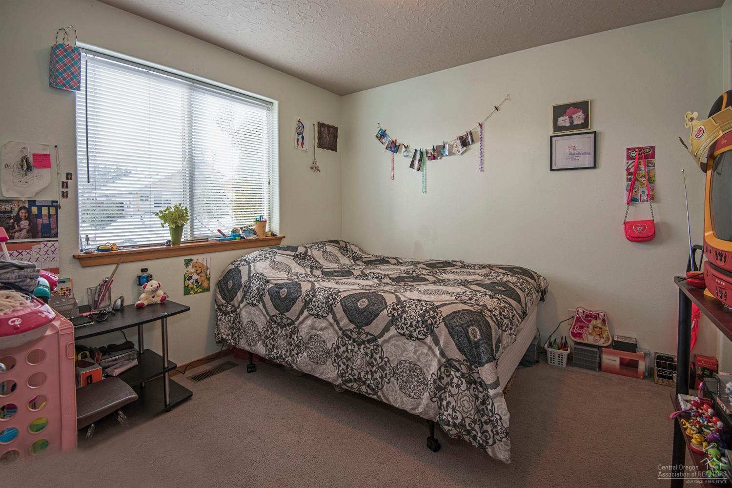 20522 Prospector Loop Bend, OR 97702 - Photo 12 of 14 Additional Photo