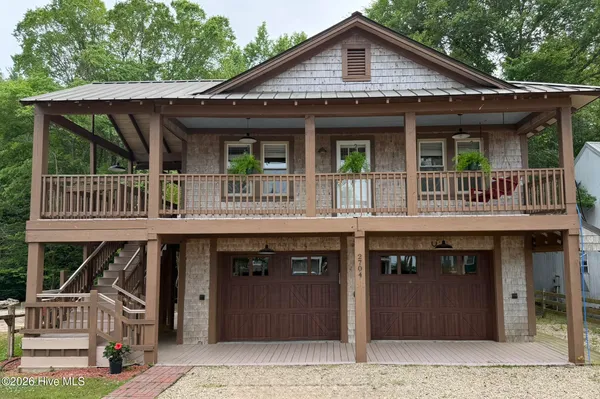 $525,000 | 2704 Waccamaw Shores Road, Lake Waccamaw, NC 28450