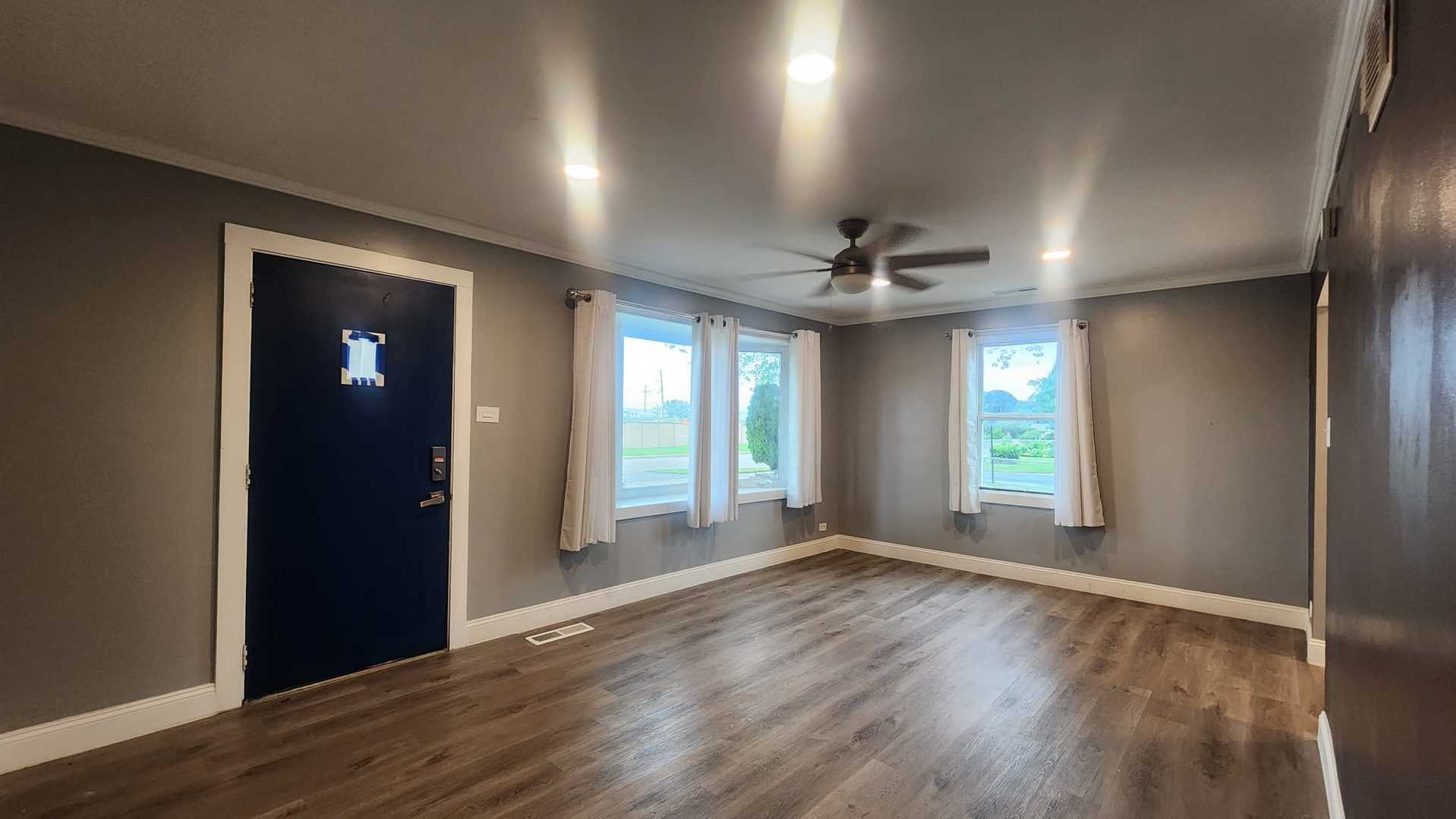 7530 South Oconto Avenue Bridgeview, IL 60455 - Photo 2 of 33