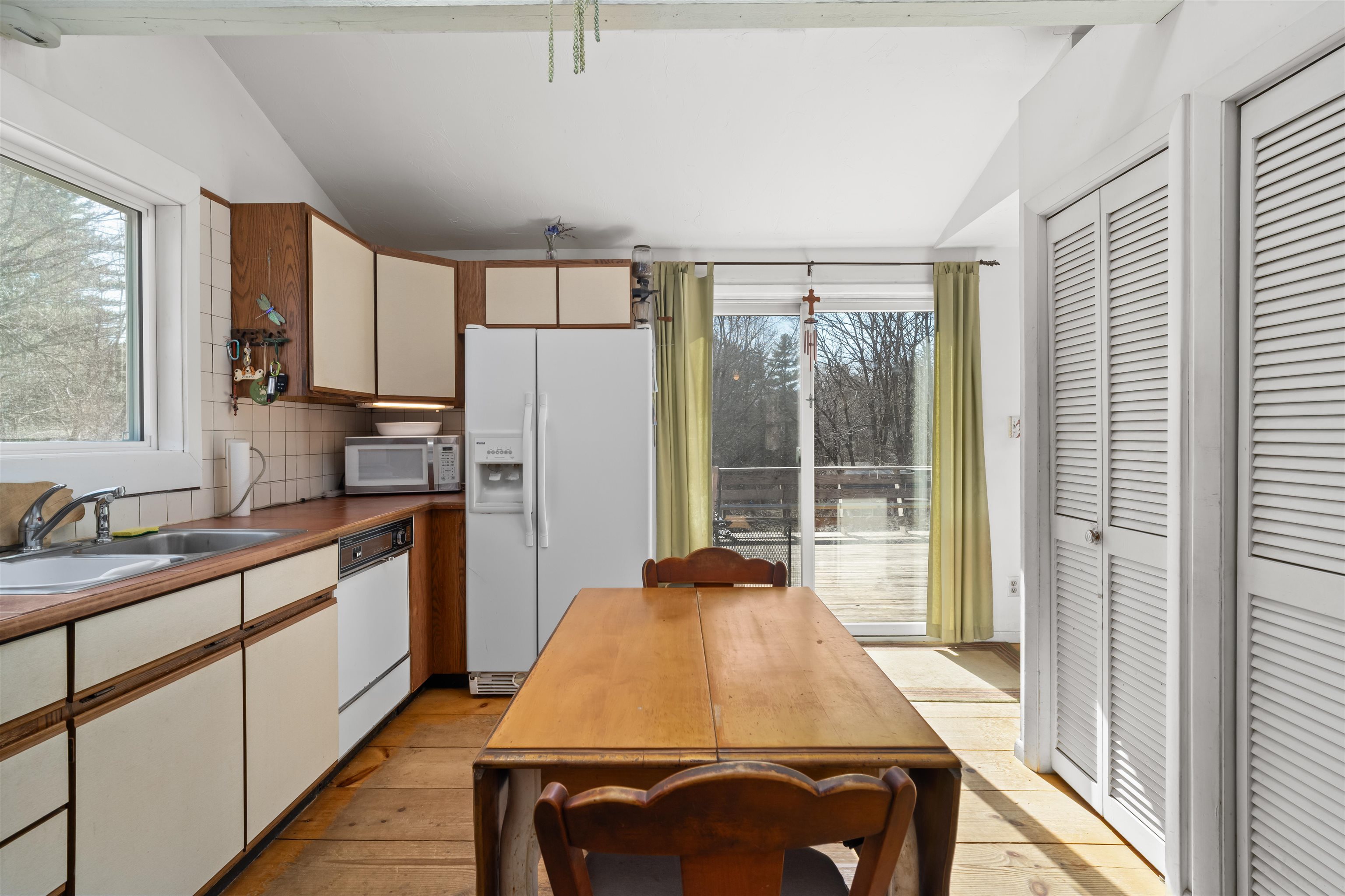 77 Holmes Road Barnstead, NH 03225 - Photo 7 of 56