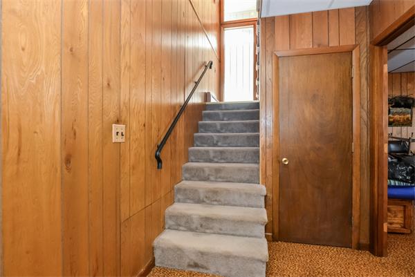 3 Latham Farm Road Smithfield, RI 02917 - Photo 11 of 28 Gallery Image 11