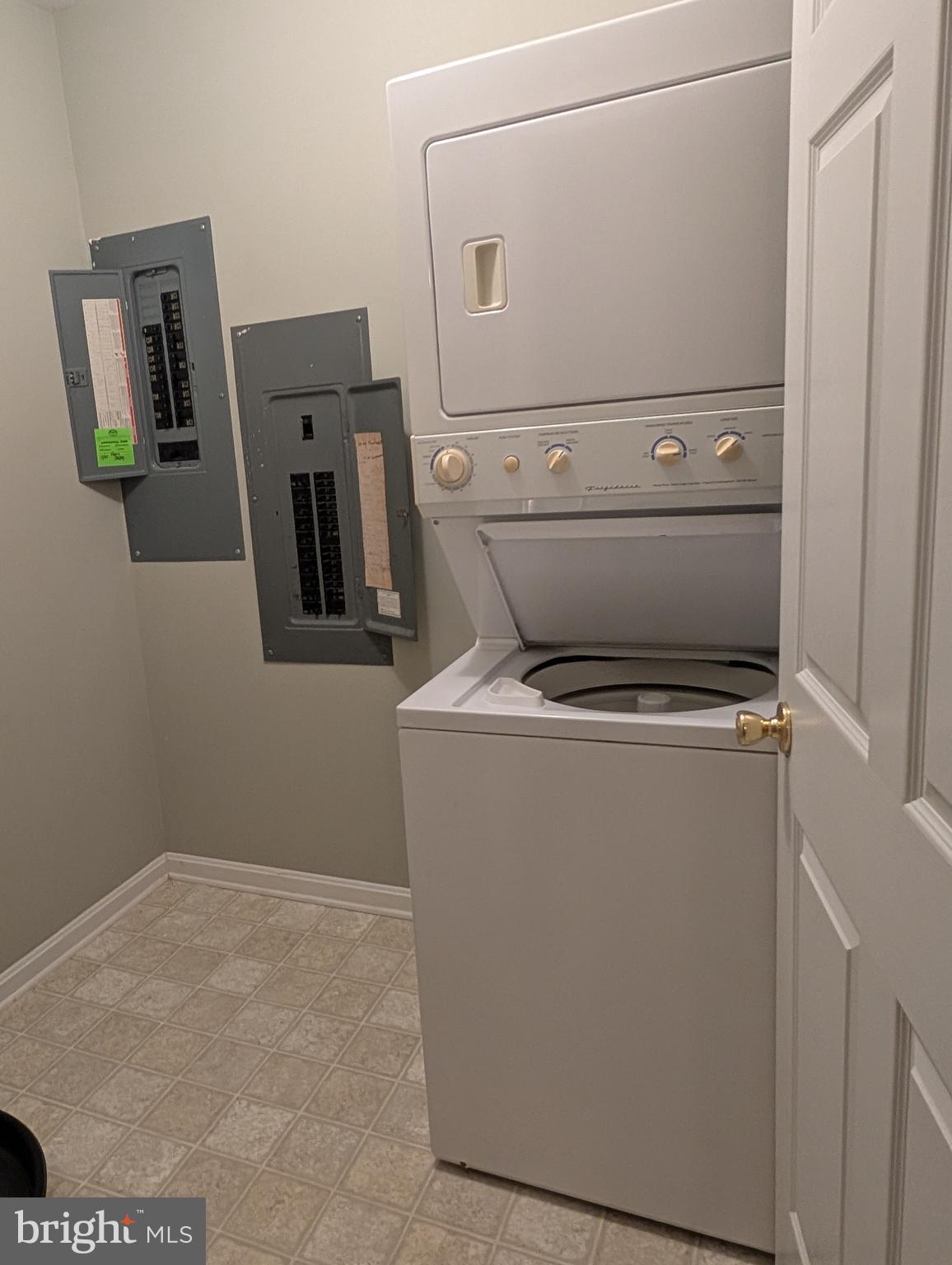 12615 Eveland Road Ridgely, MD 21660 - Photo 22 of 28 a close up view of a washer and dryer