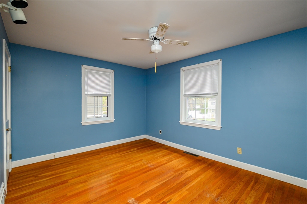 113 Ledgewood Road Dedham, MA 02026 - Photo 22 of 36 Gallery Image 22