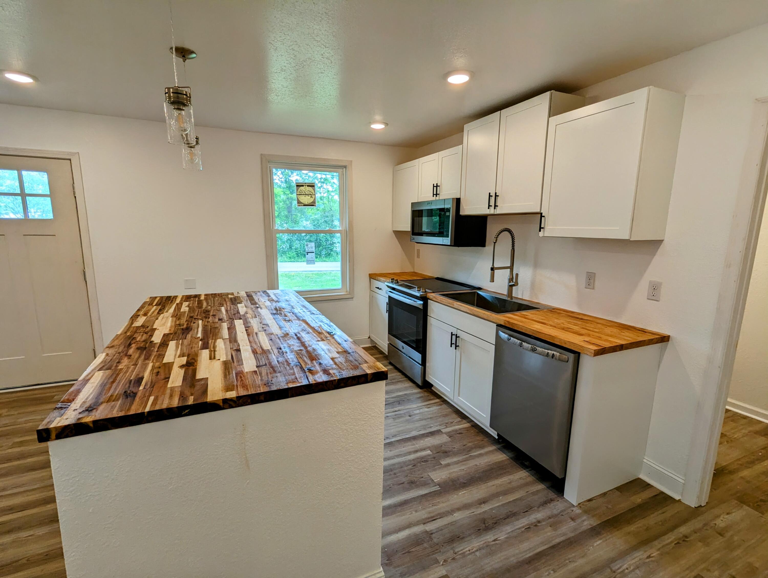 715 James Street Rossville, GA 30741 - Photo 10 of 14 715 9