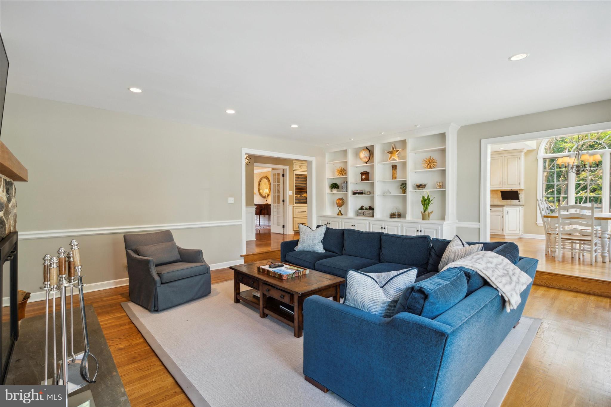 792 Avonwood Drive Wayne, PA 19087 - Photo 17 of 35 a living room with furniture and a couch