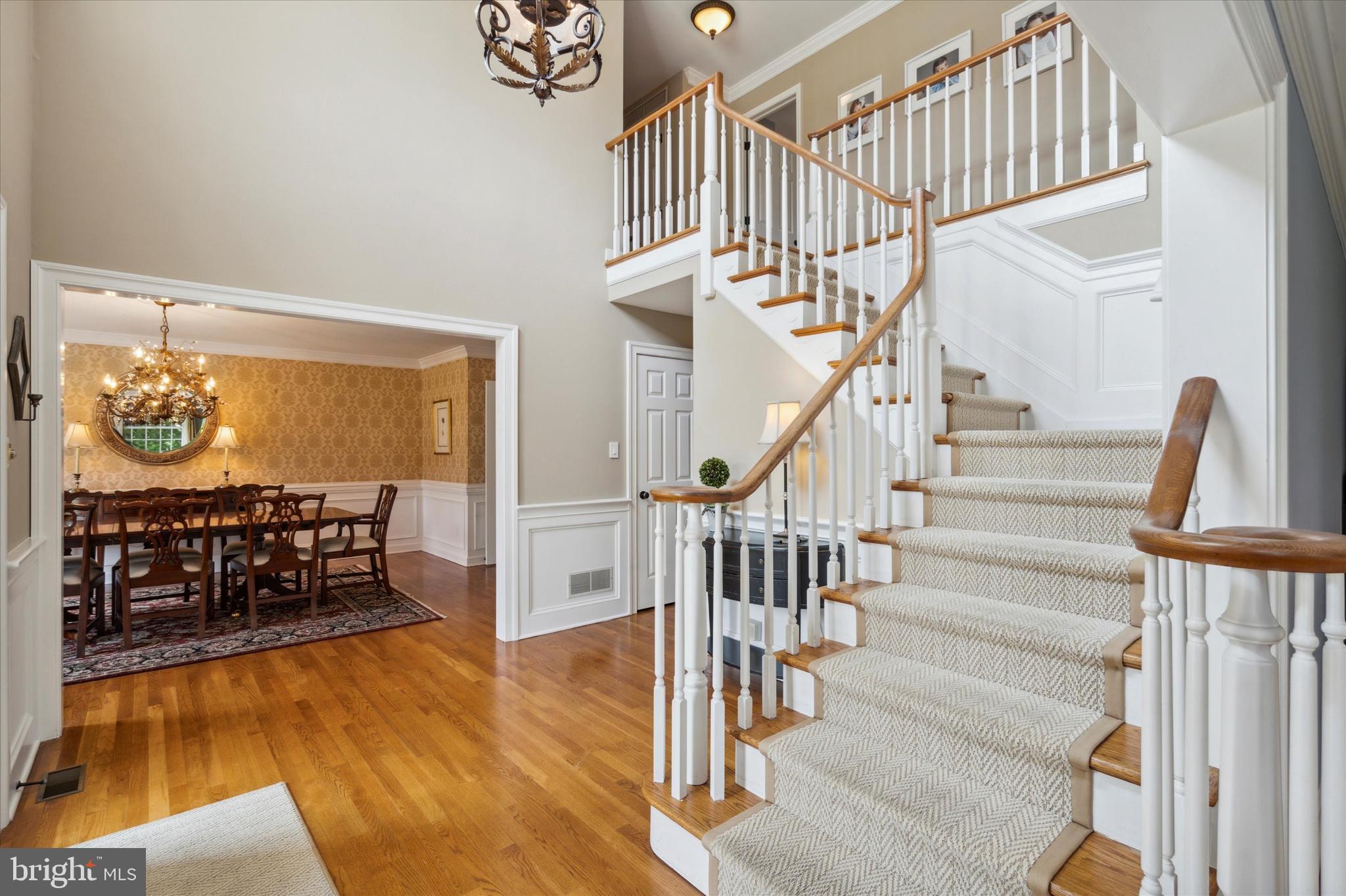 792 Avonwood Drive Wayne, PA 19087 - Photo 7 of 35 a view of entryway and hall with wooden floor
