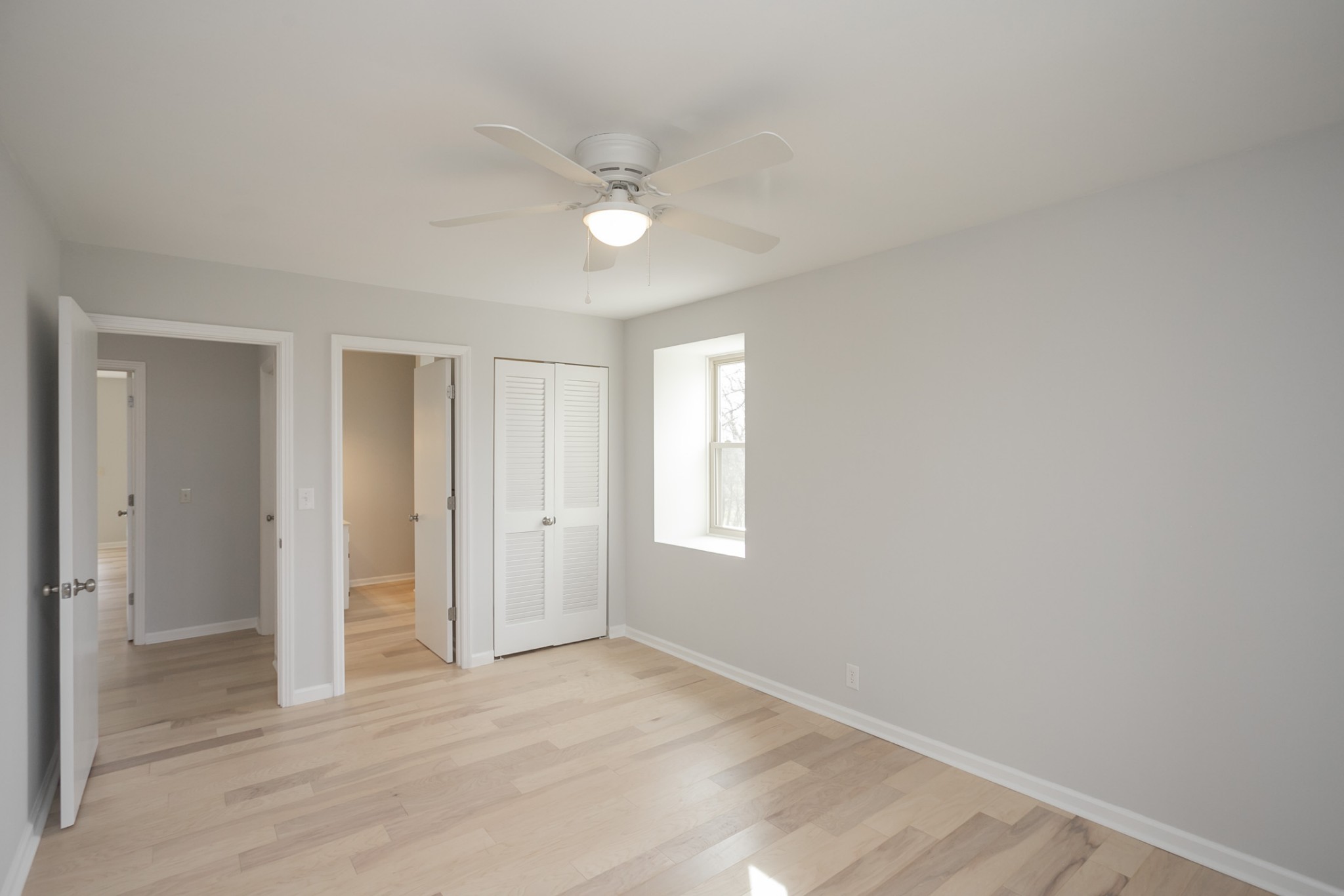 742 C Bates Road Lebanon, TN 37087 - Photo 46 of 59 a view of an empty room with a window