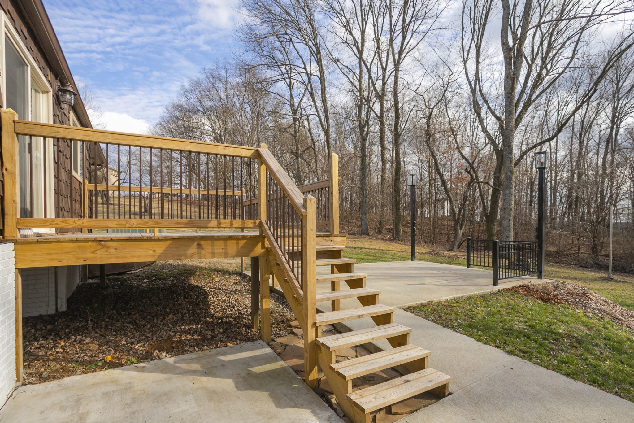 742 C Bates Road Lebanon, TN 37087 - Photo 6 of 59 a view of a swimming pool with a bench