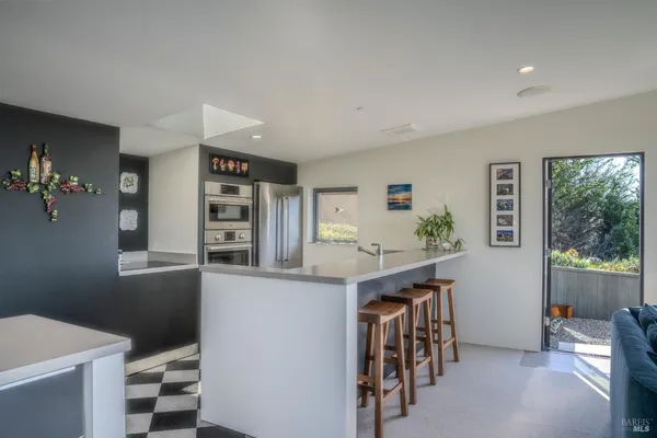 $1,740,000 | 39074 Hedgegate Road, The Sea Ranch, CA 95497