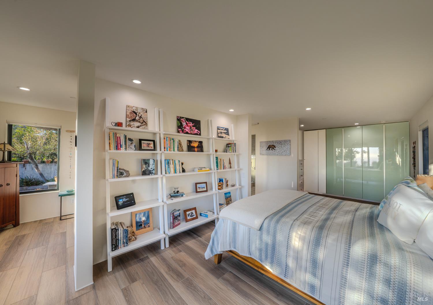 39074 Hedgegate Road The Sea Ranch, CA 95497 - Photo 19 of 38 Primary Bedroom Suite.