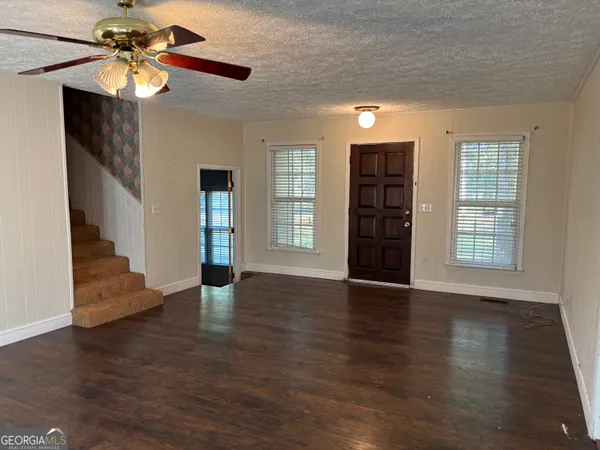 $397,500 | 319 Country Club Road, Cochran, GA 31014