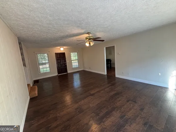 $397,500 | 319 Country Club Road, Cochran, GA 31014