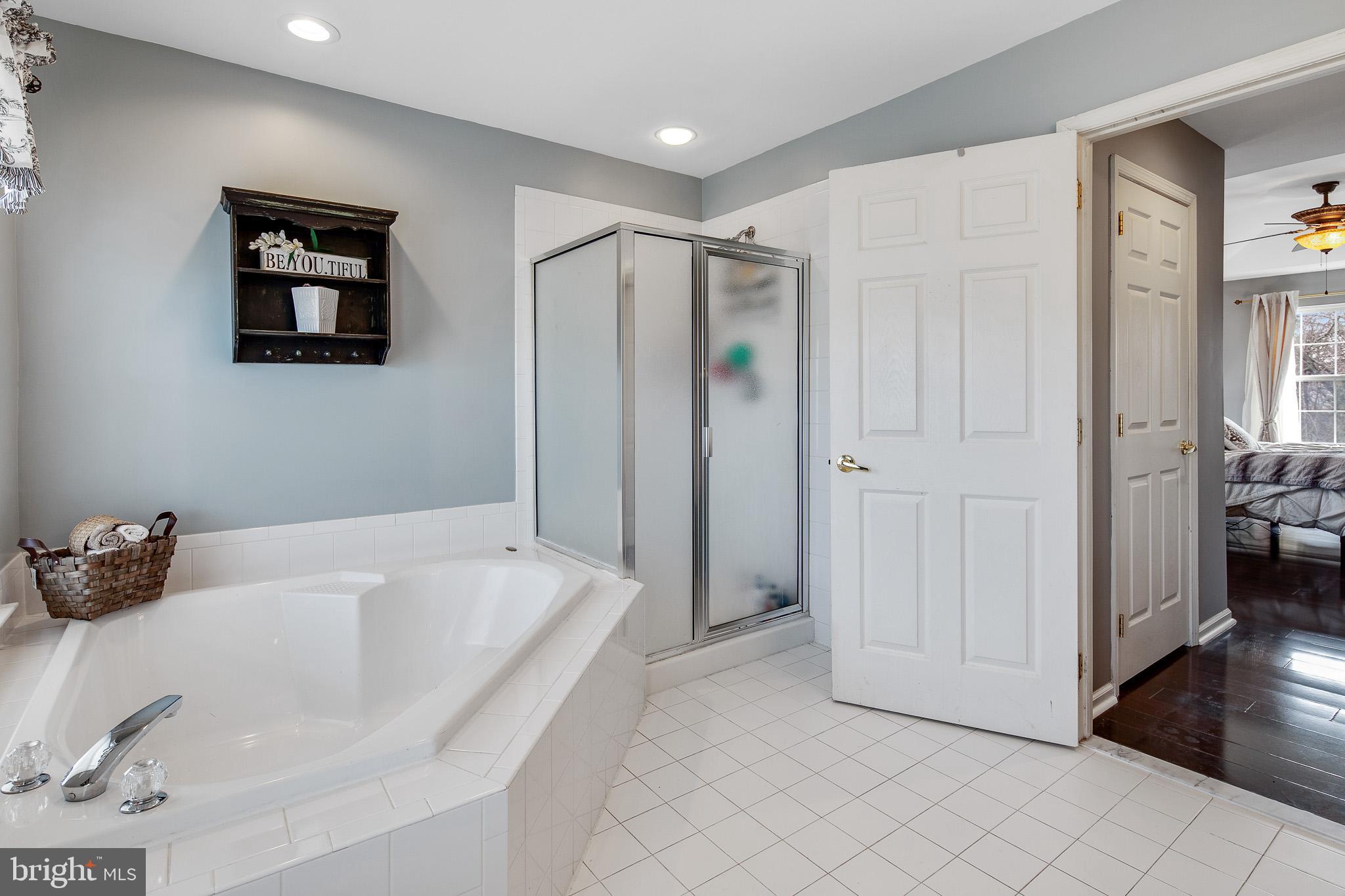 2 Bedlington Place Sewell, NJ 08080 - Photo 15 of 34 Master Bath